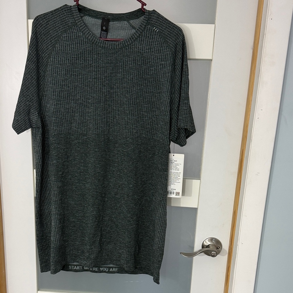 lululemon athletica Charcoal Short Sleeve Tee